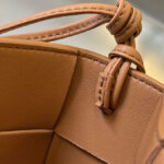 Bottega Veneta Cassette Pouch On Strap 730543